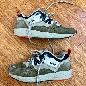 Karhu sneakers
